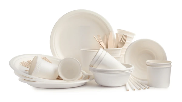 set-disposable-tableware-on-white-600nw-2182332293
